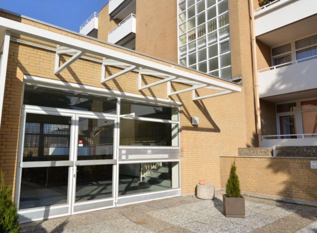 Strandloft Cuxhaven Im Haus Frauenpreiss Sahlenburg - Strandnah - 2 Hunde Willkommen -Schwimmbad - Sauna - Direkt Am Wald - Dachterrasse Mit Blick Nach Neuwerk 외부 사진